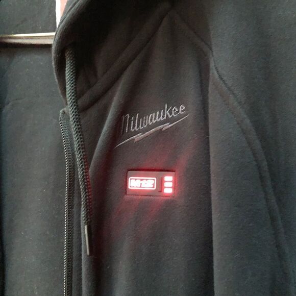 Milwaukee Women's Heated Jacket Like New (L) - Picture 3 of 10